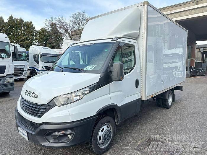 Iveco 35C14 Otras furgonetas