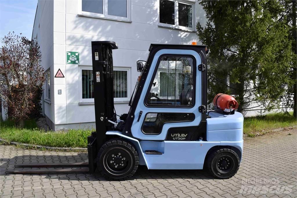 Utilev UT 30 Carretillas LPG