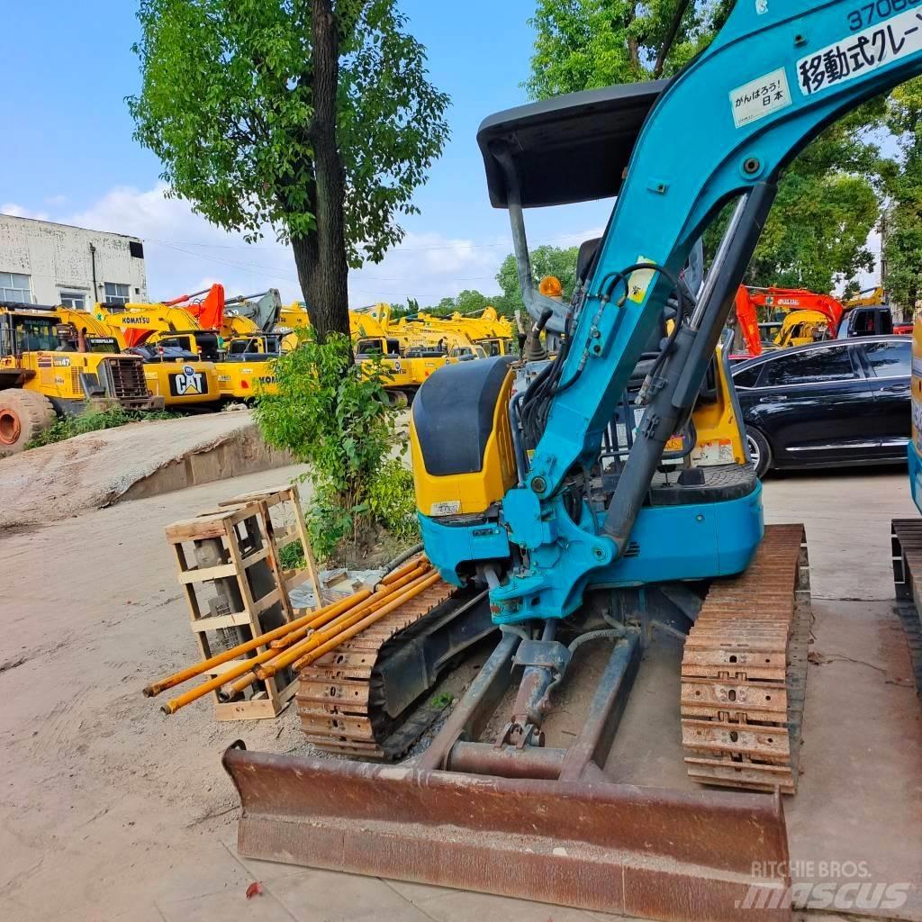 Kubota U30 Mini excavadoras < 7t
