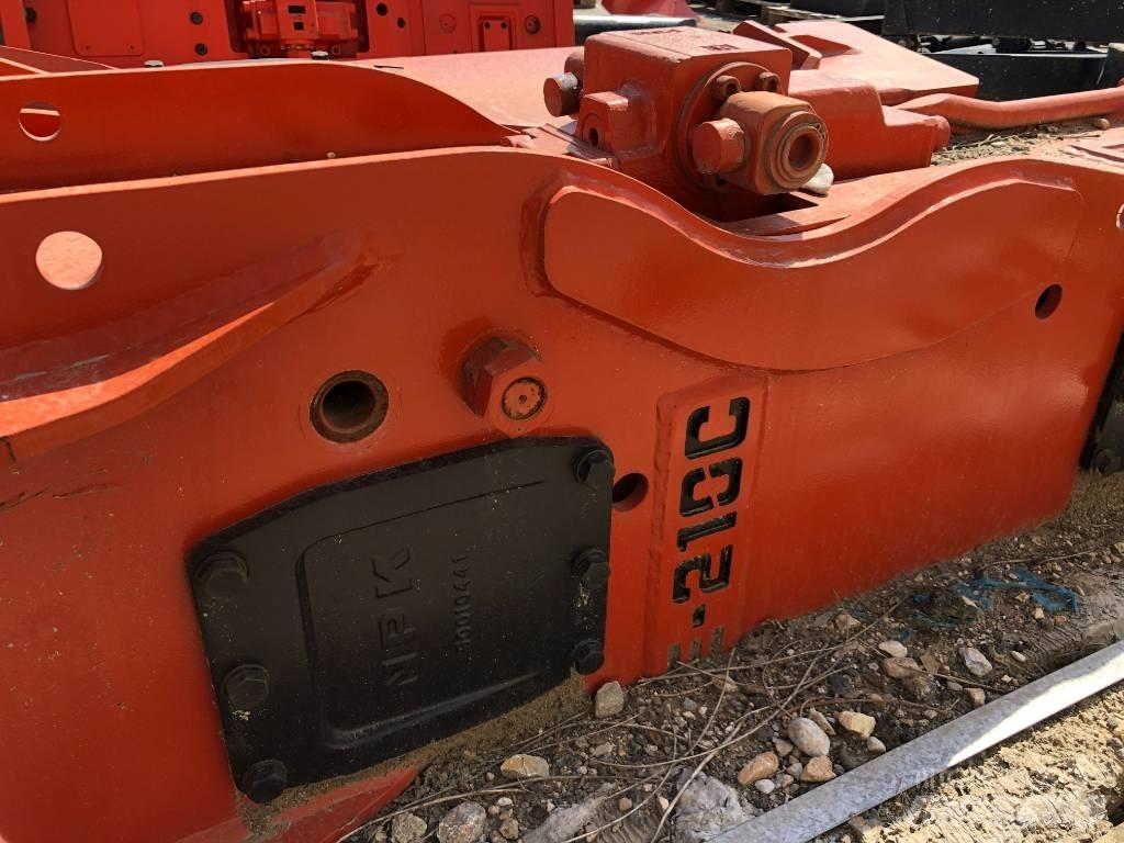 NPK E-210 C Martillos hidráulicos