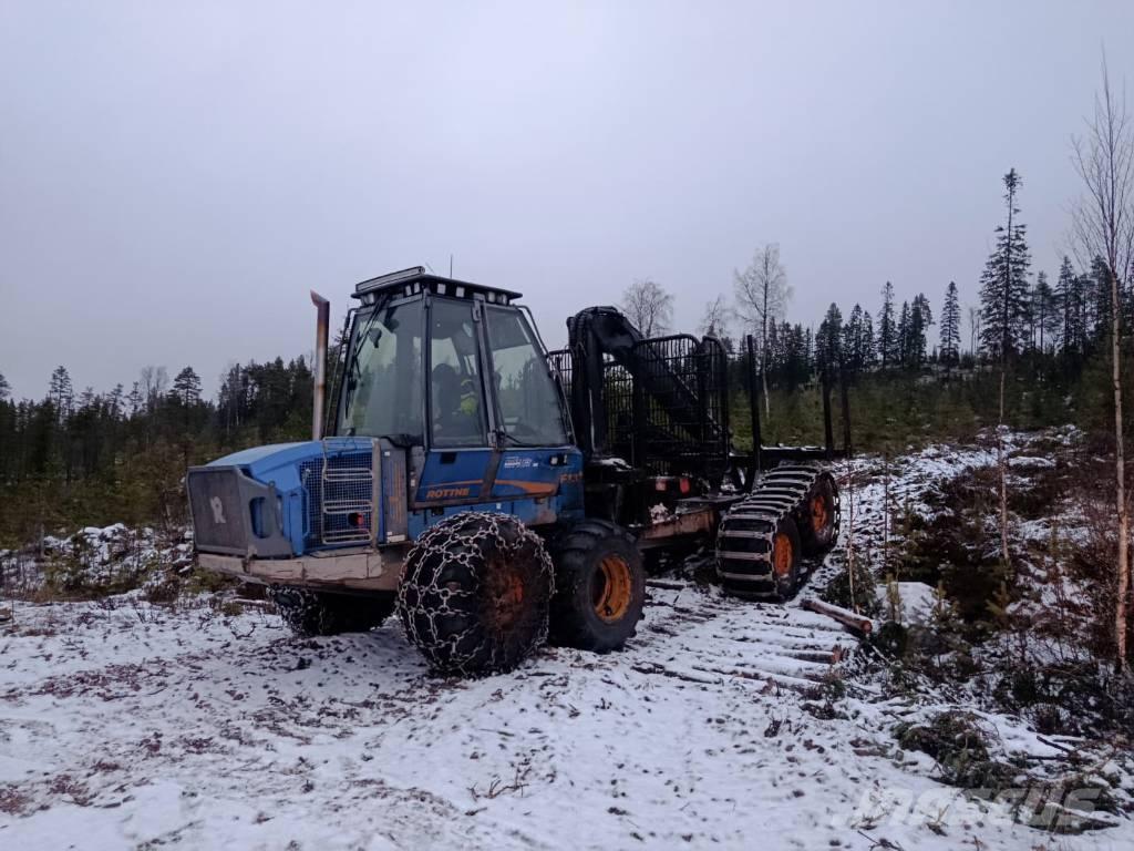 Rottne F13s Autocargadoras