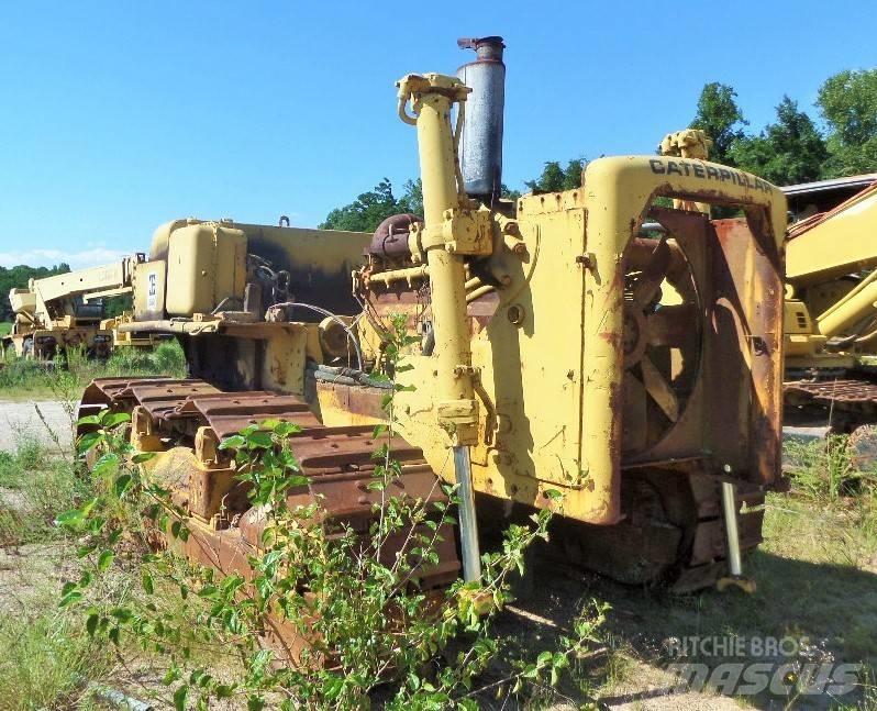 CAT D 8 K Buldozer sobre oruga