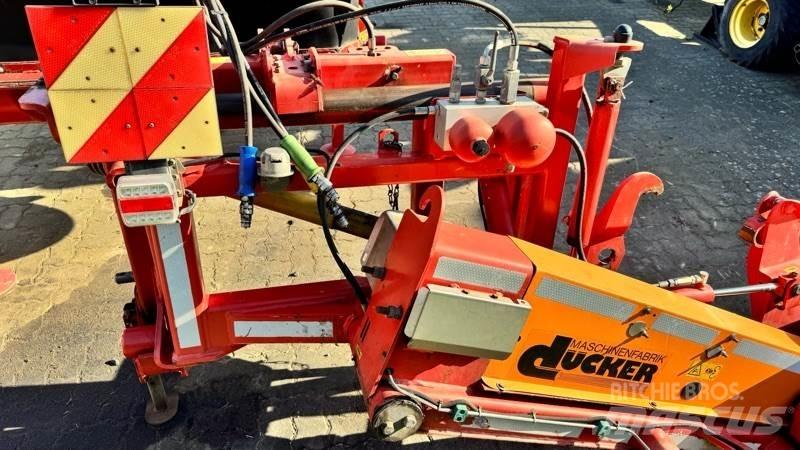 Dücker USM 15 VR4 Otros equipos usados para la recolección de forraje