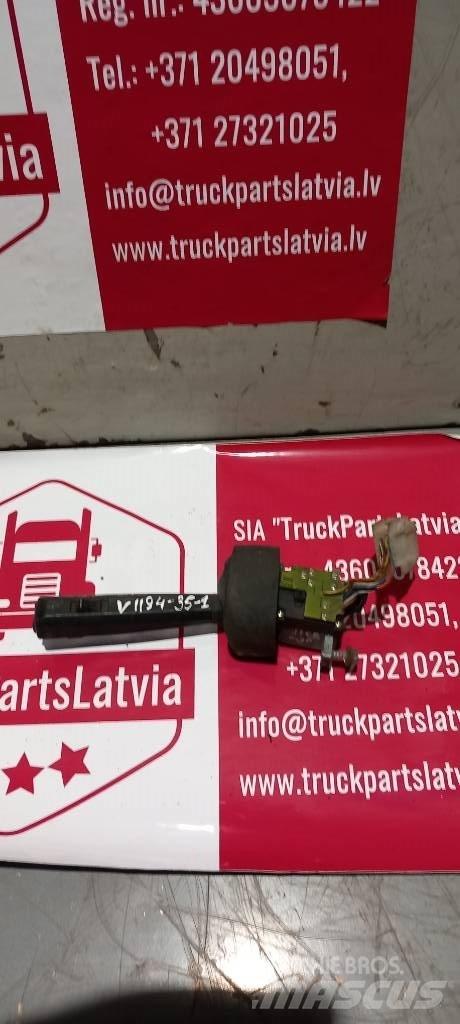 Volvo FH 12.   3172171 Cabinas e interior