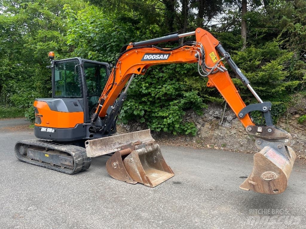Doosan DX 50 Z Mini excavadoras < 7t