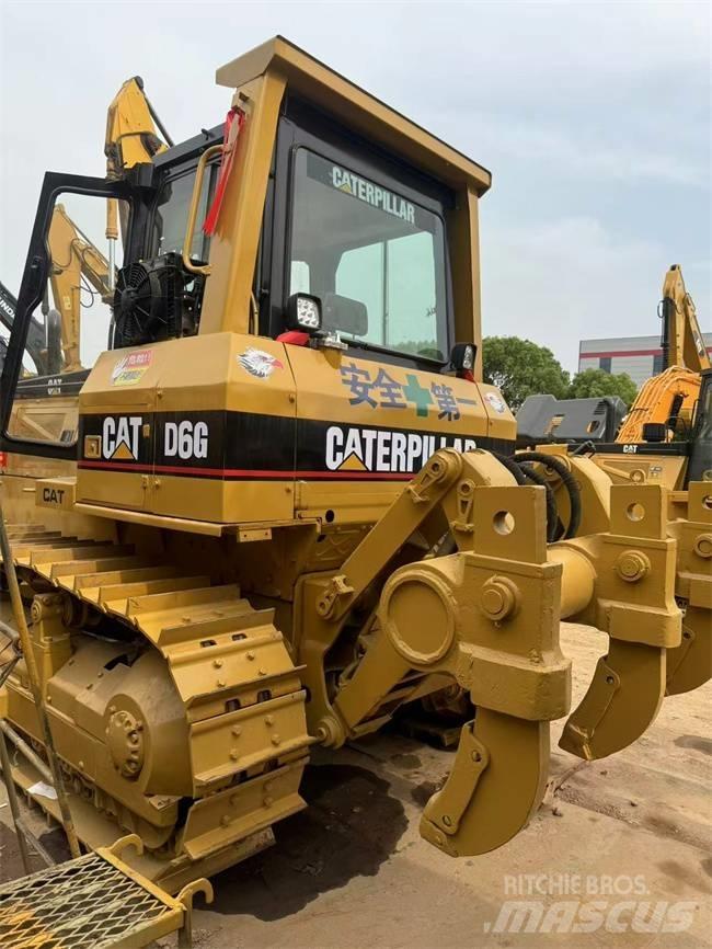 CAT D 6 G Buldozer sobre oruga