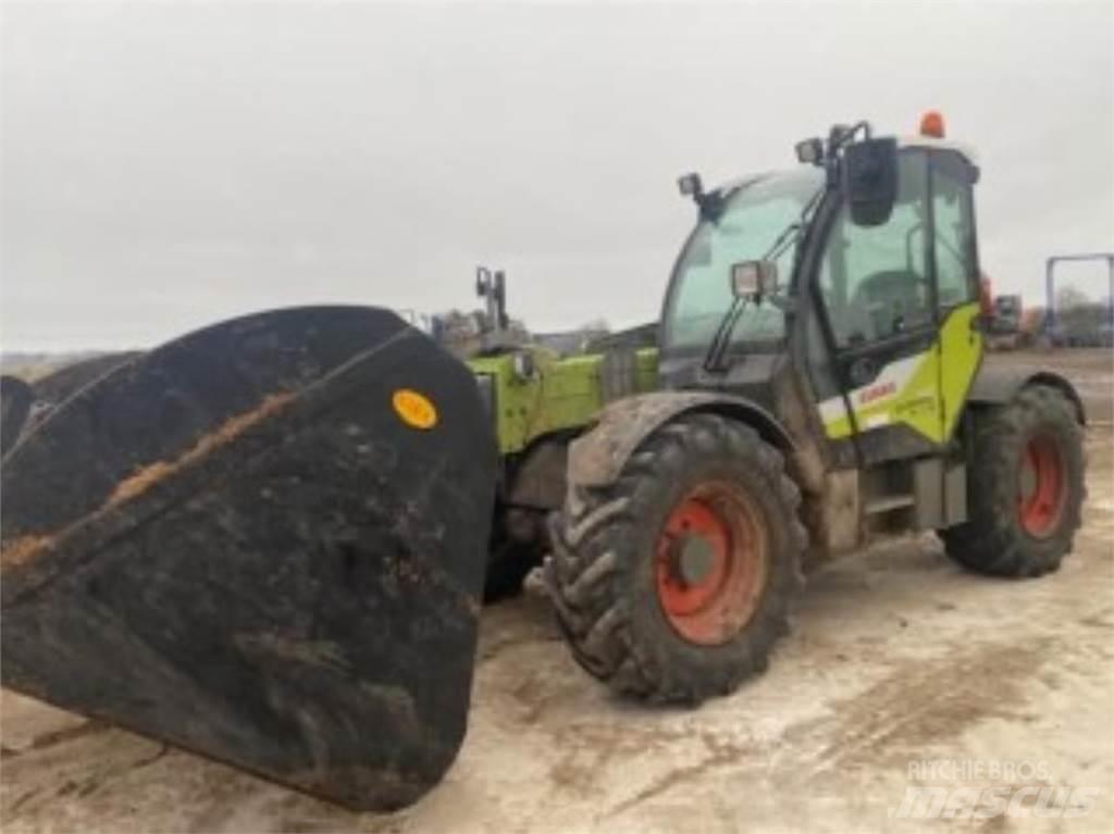 CLAAS 732 Manipuladores telescópicos agrícolas