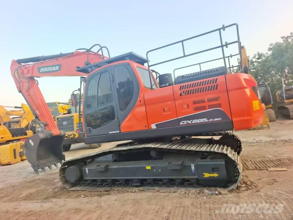 Doosan DX 225 LC Excavadoras de cadenas