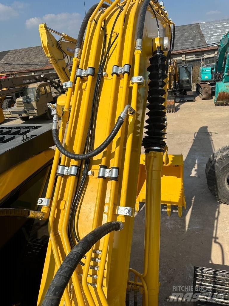 Komatsu PC 200-7 Excavadoras de cadenas