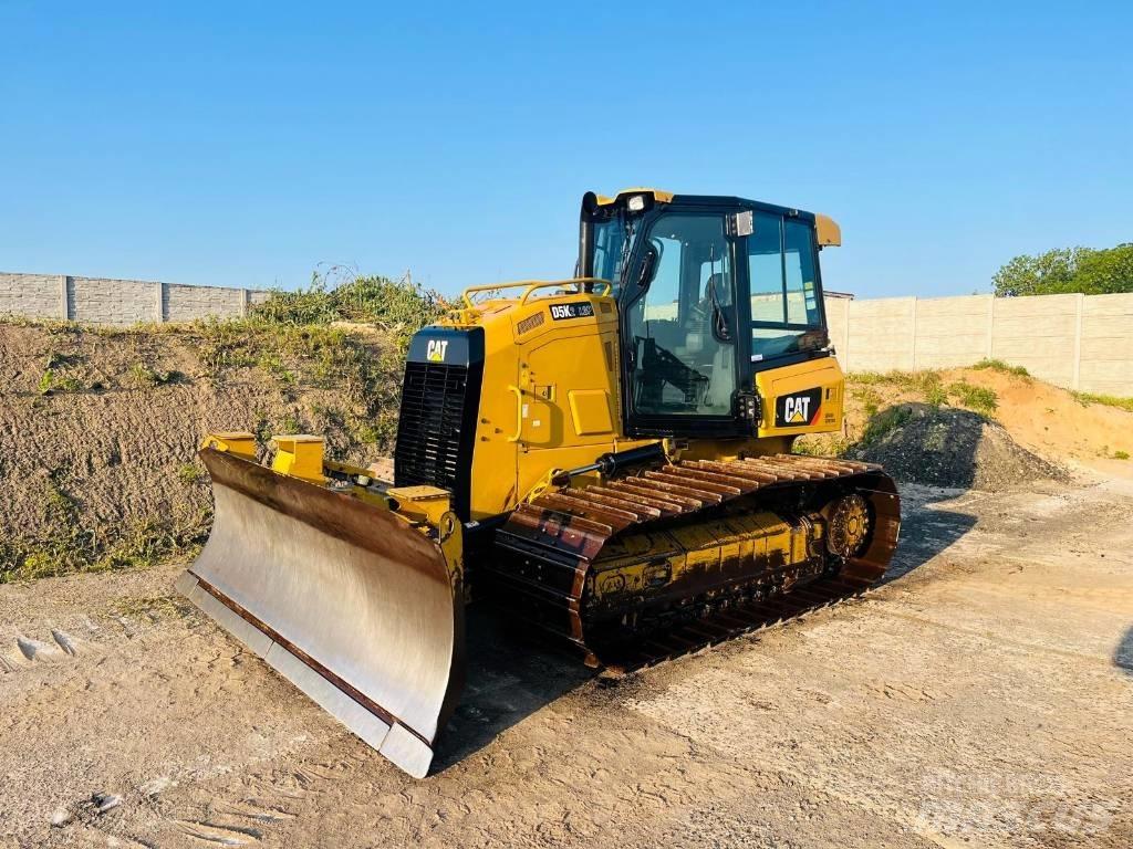 CAT D 5 K 2 LGP Buldozer sobre oruga