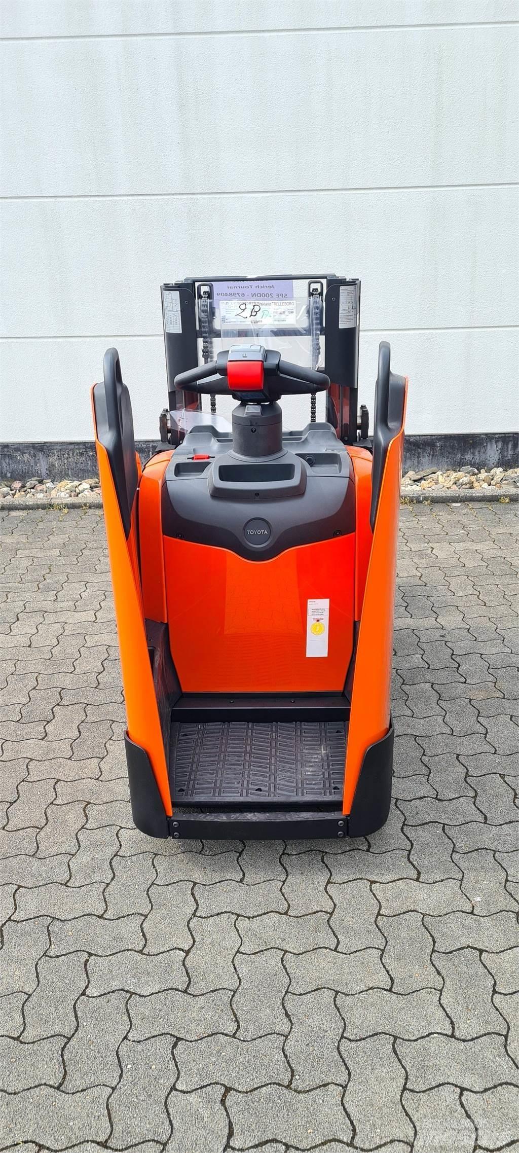 Toyota BT SPE200D Apiladores eléctricos