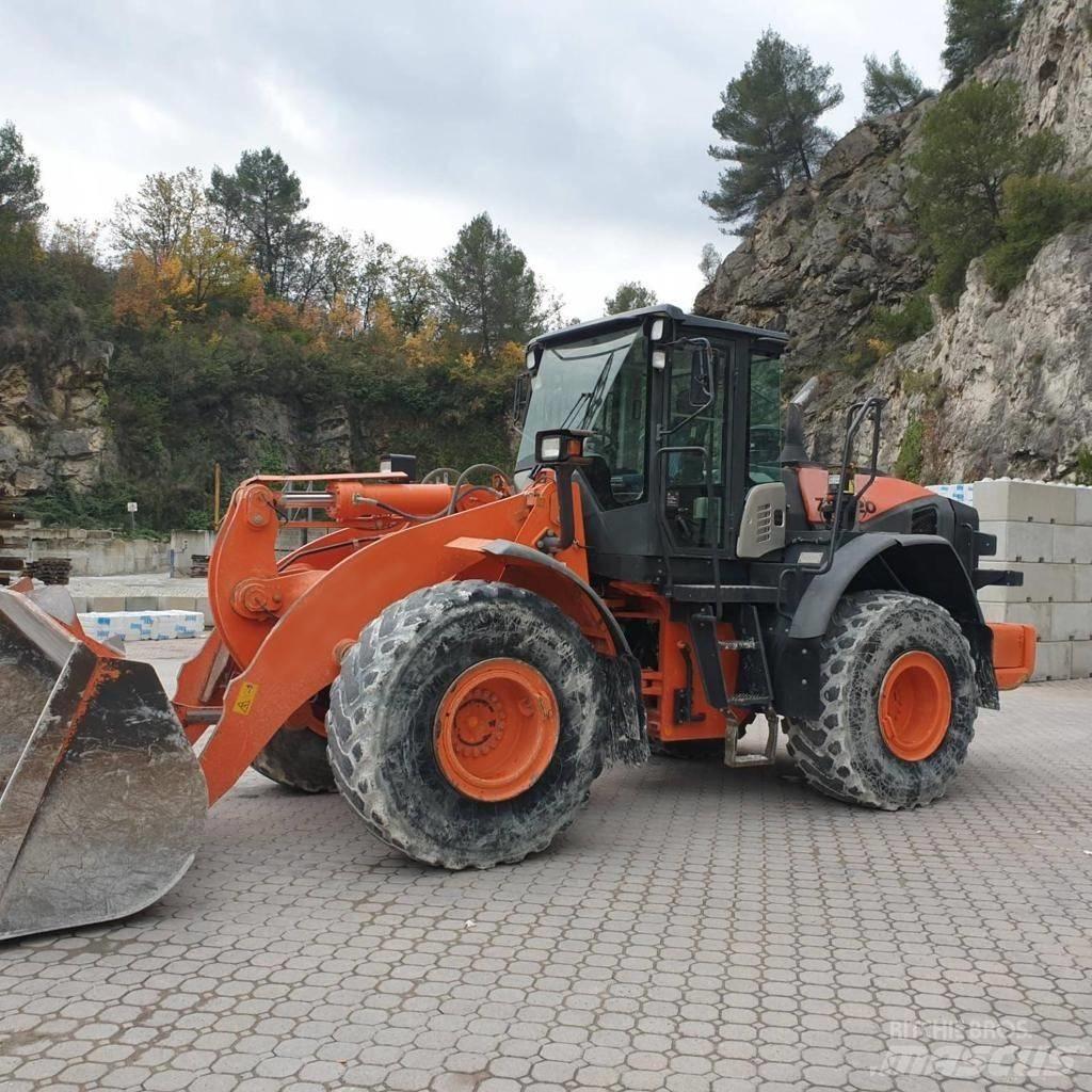 Hitachi ZW 220-5 Cargadoras sobre ruedas