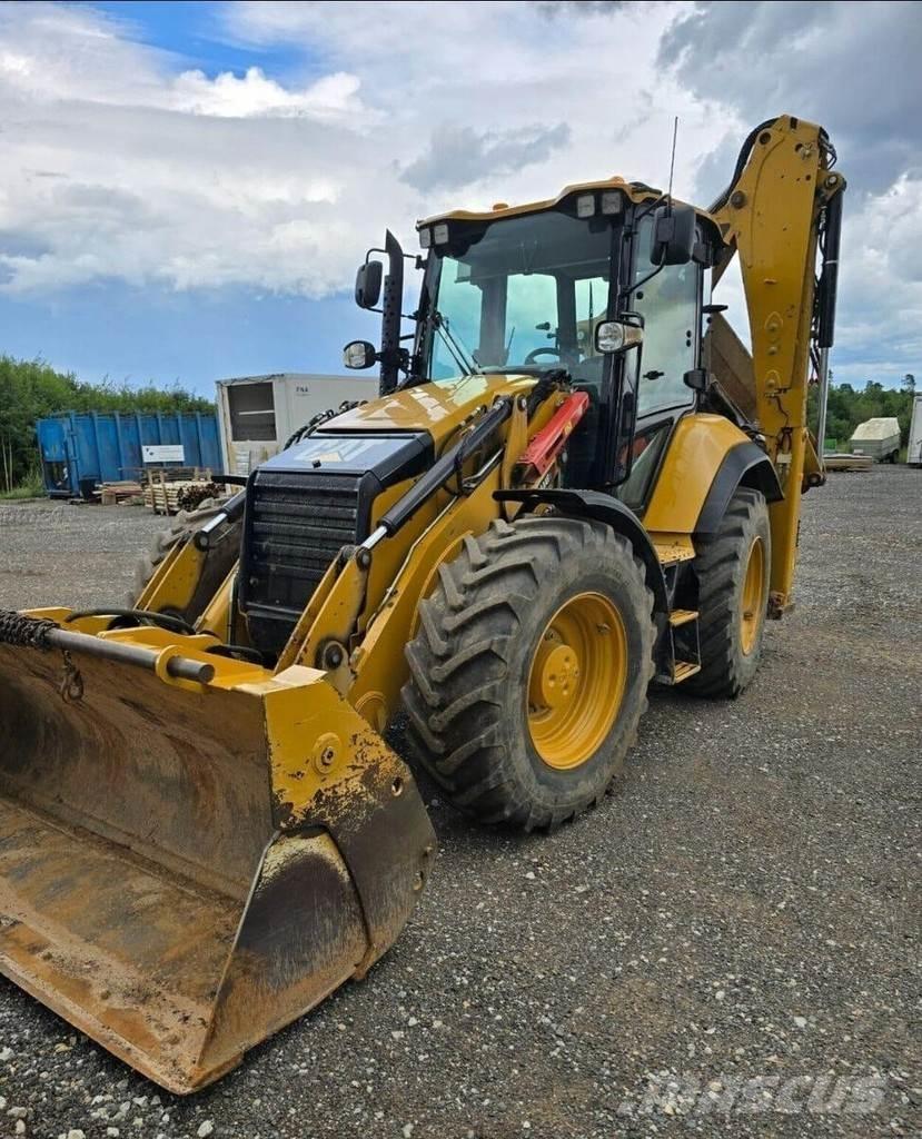 CAT 444F2 Retrocargadoras