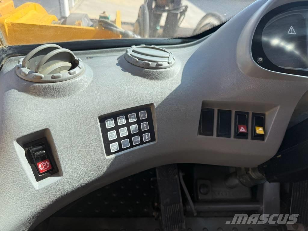 Volvo L 150 E Cargadoras sobre ruedas