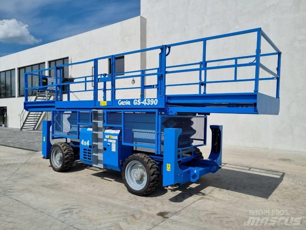 Genie GS 4390        P478 Plataformas tijera