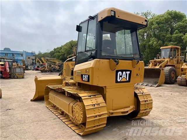 CAT D 5 K Buldozer sobre oruga