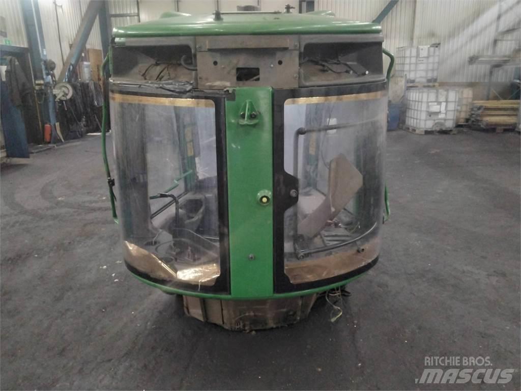 John Deere 1270E Cabinas e interior