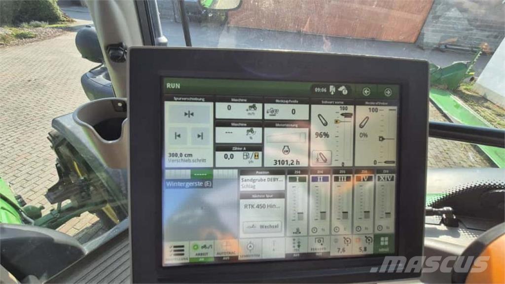 John Deere 6130R Tractores