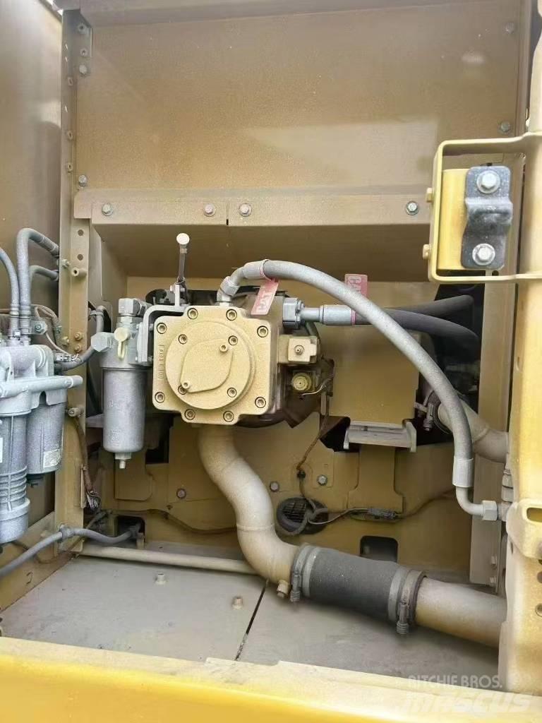 CAT 323 Excavadoras de cadenas