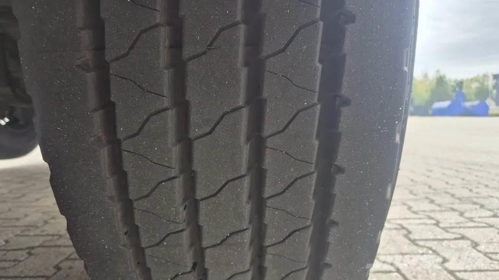 Floor FLO-18-30H2 Semirremolques de plataformas planas/laterales abatibles