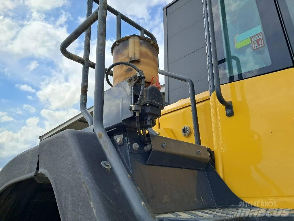 Komatsu WA480-8 Cargadoras sobre ruedas
