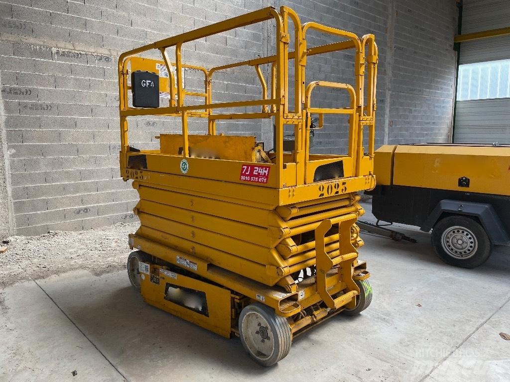 JLG 3246 ** A REPARER** Plataformas tijera