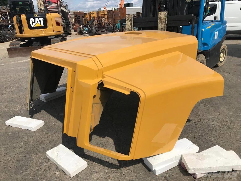 CAT 735 B Hood Chasis y suspención