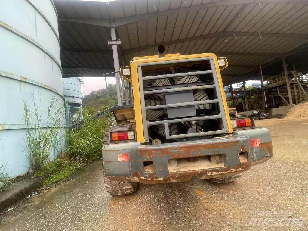 Komatsu WA 380Z-6 Cargadoras sobre ruedas