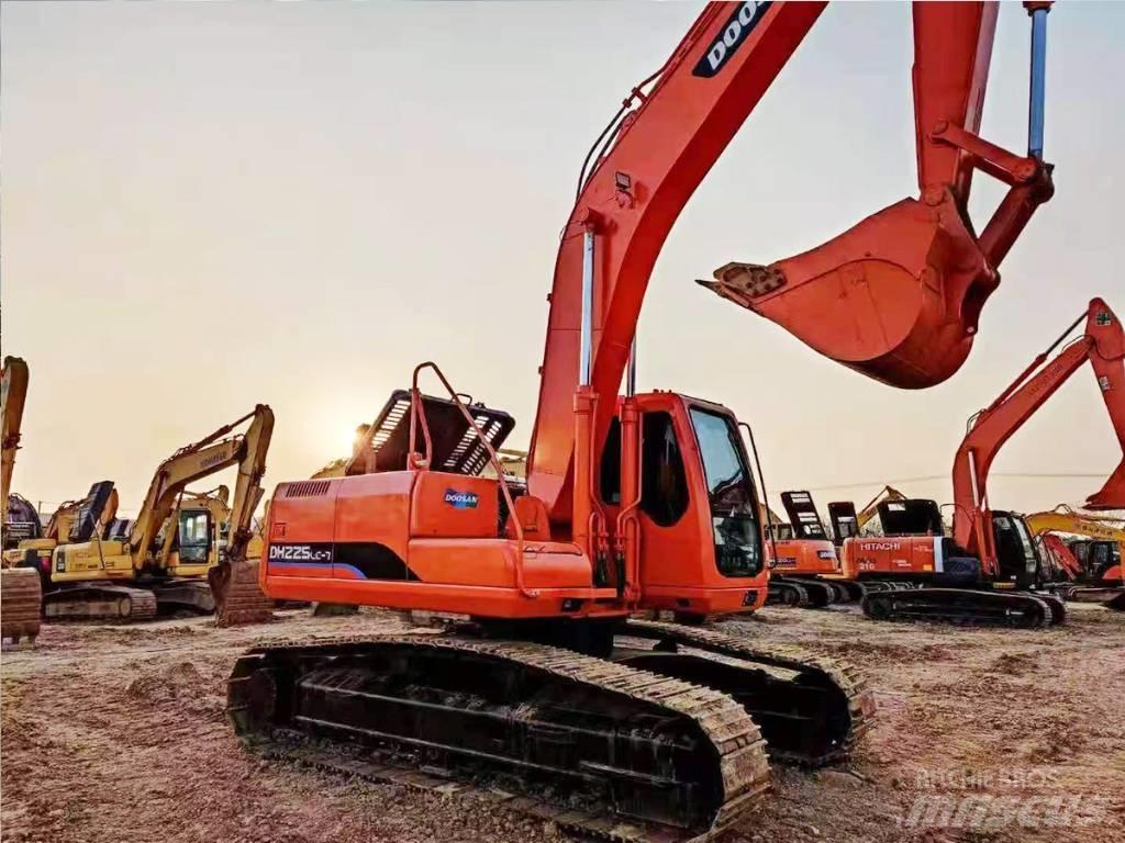 Doosan DH 225 LC-7 Excavadoras de cadenas