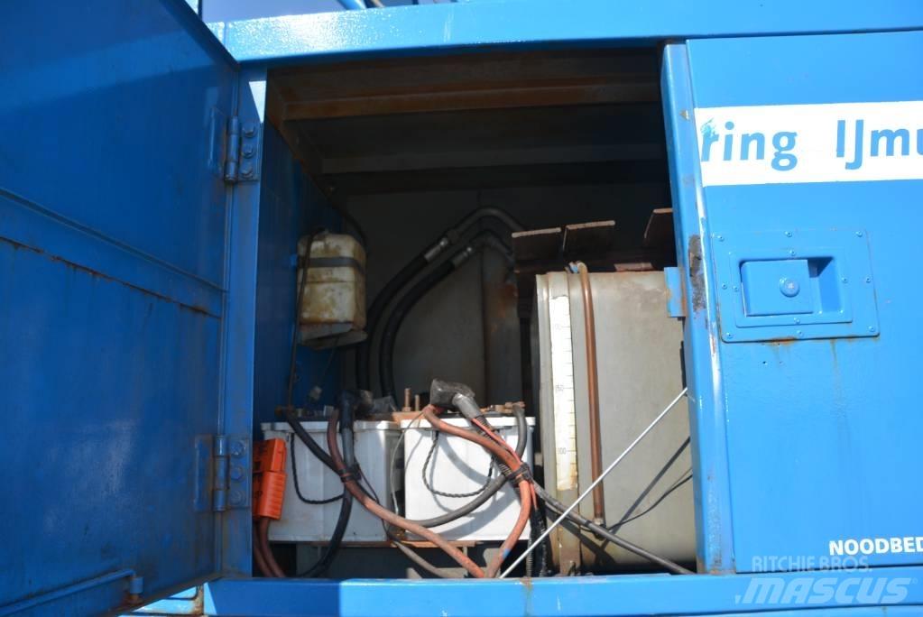 Hitachi KH 180-3 Grúas de oruga