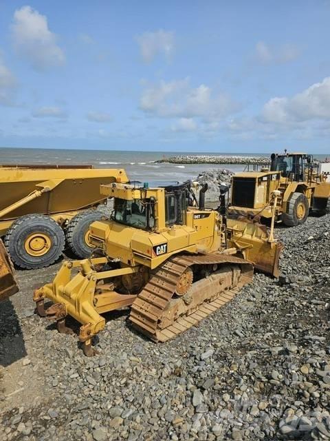 CAT D 6 T LGP Buldozer sobre oruga