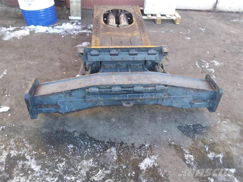 Ponsse 10WD Chasis y suspención