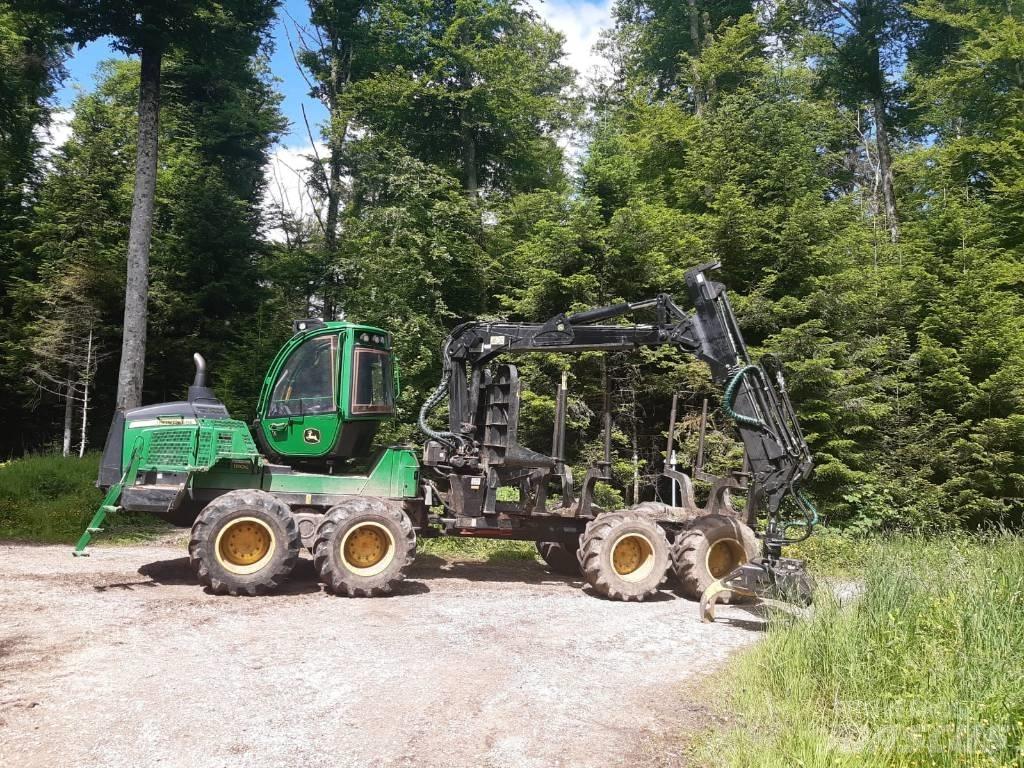 John Deere 1110G Autocargadoras