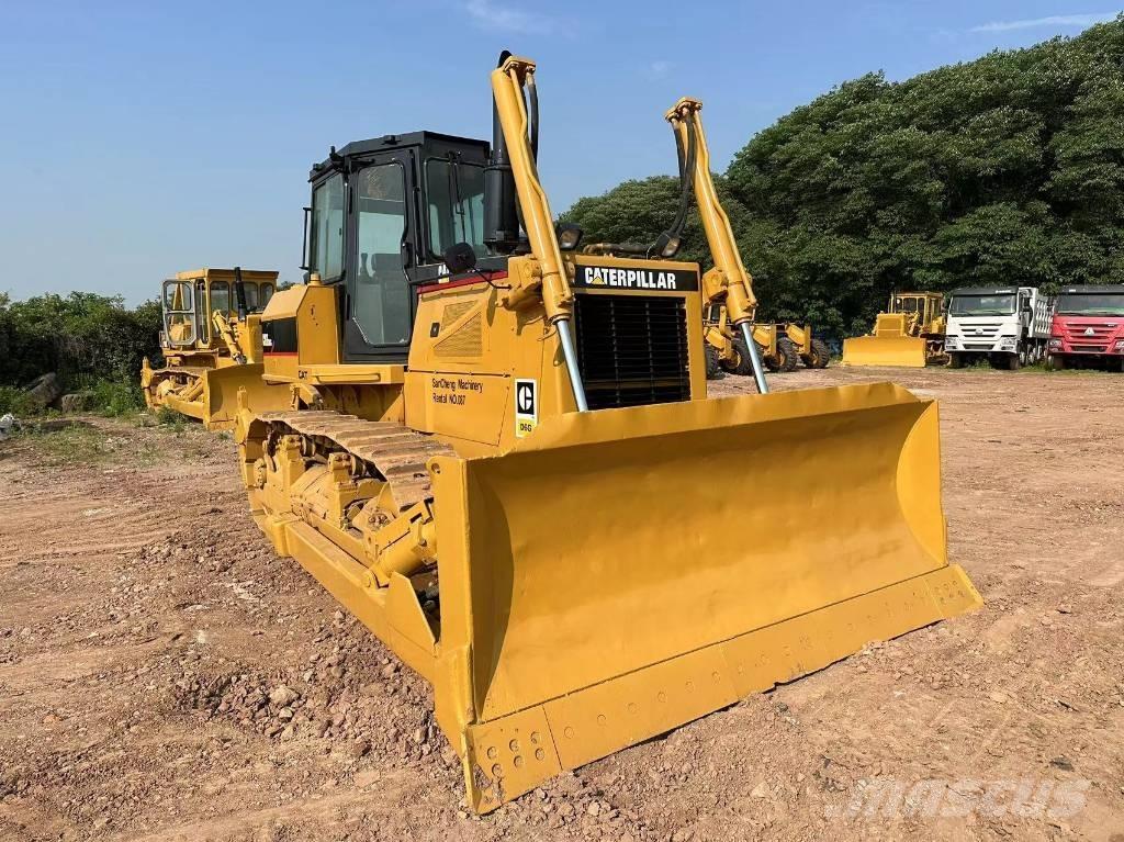 CAT D 6 G Buldozer sobre oruga