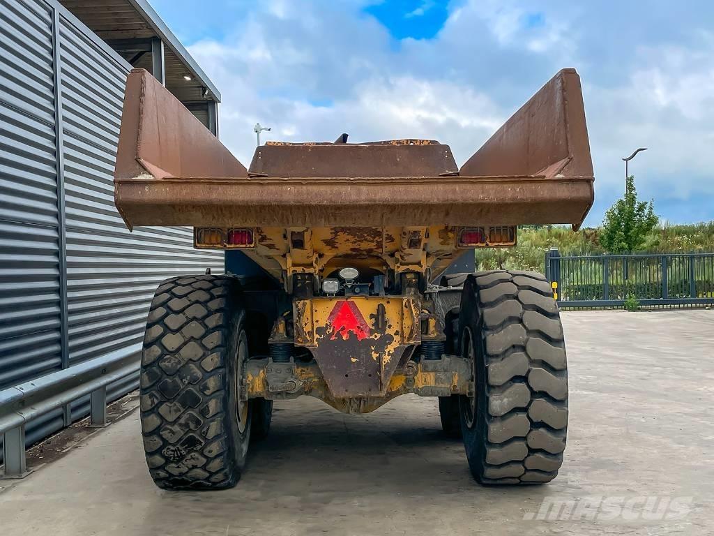 Volvo A25F Dúmpers articulados