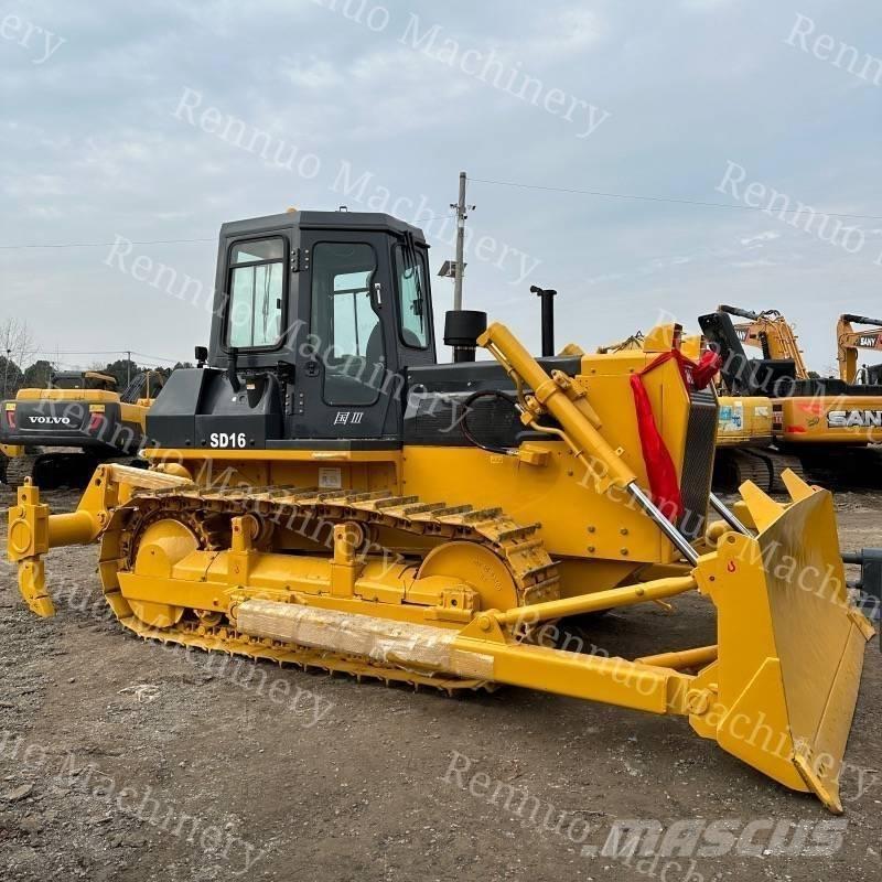 Shantui SD 16 Buldozer sobre oruga
