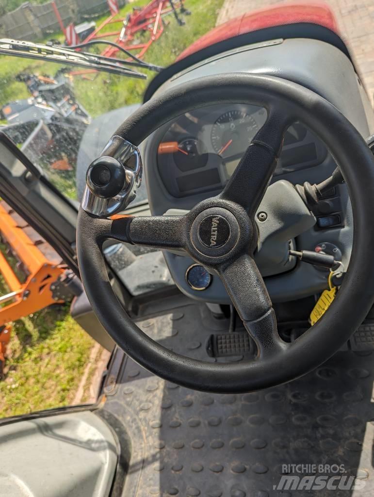 Valtra N 103.4 Tractores