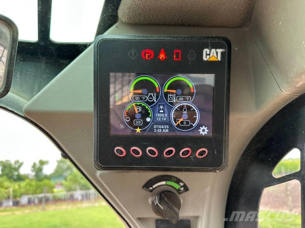 CAT 279 D3 Minicargadoras