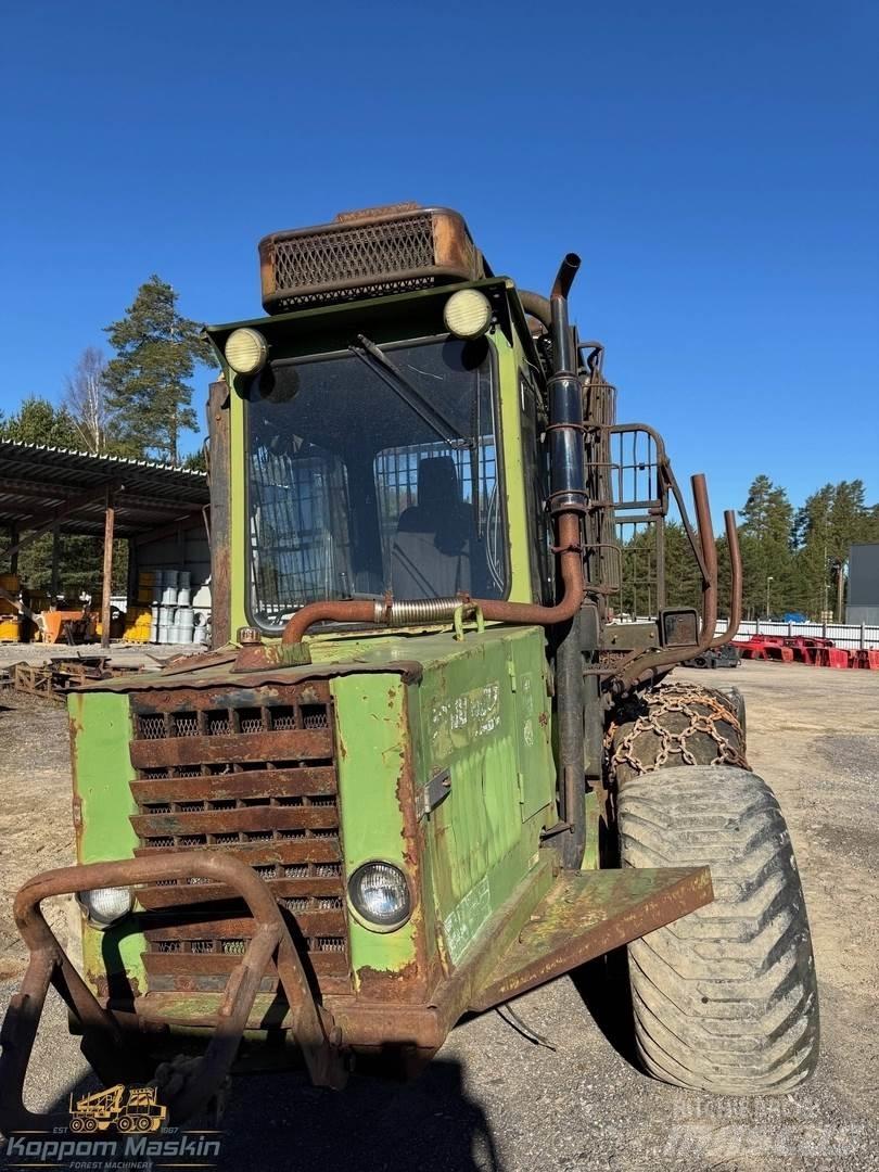 Ösa 578 Autocargadoras