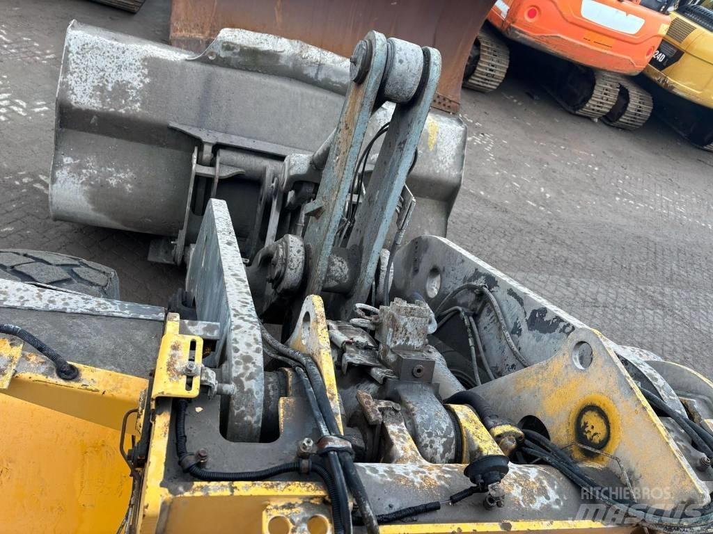 Volvo L 120 E Cargadoras sobre ruedas
