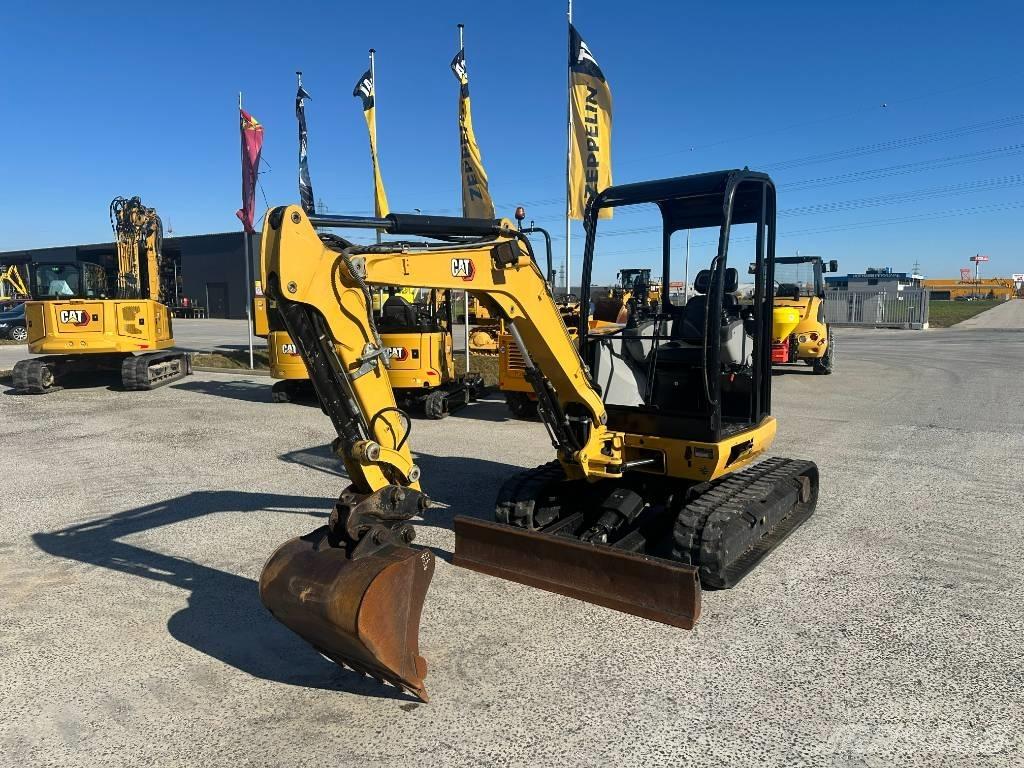 CAT 302.7 D CR Mini excavadoras < 7t