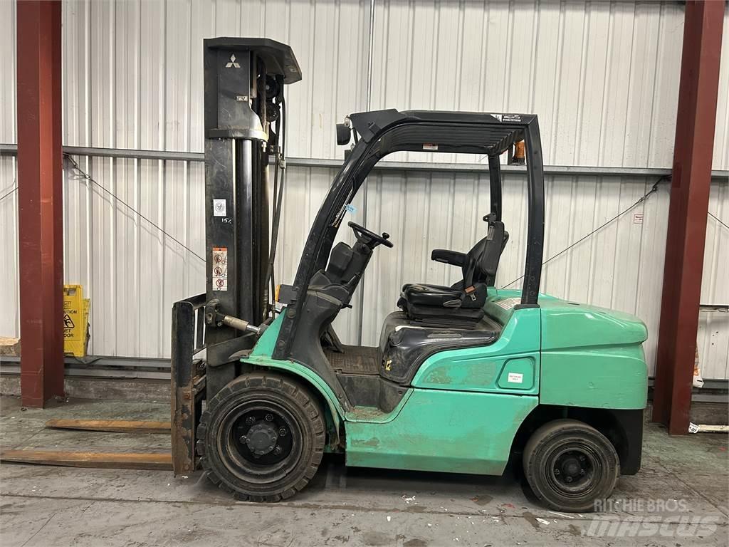 Mitsubishi FD35NT Carretillas diesel