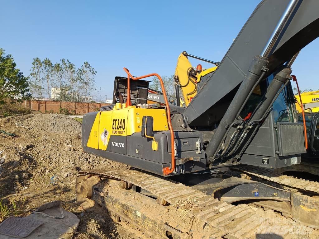 Volvo EC 240 Excavadoras de cadenas