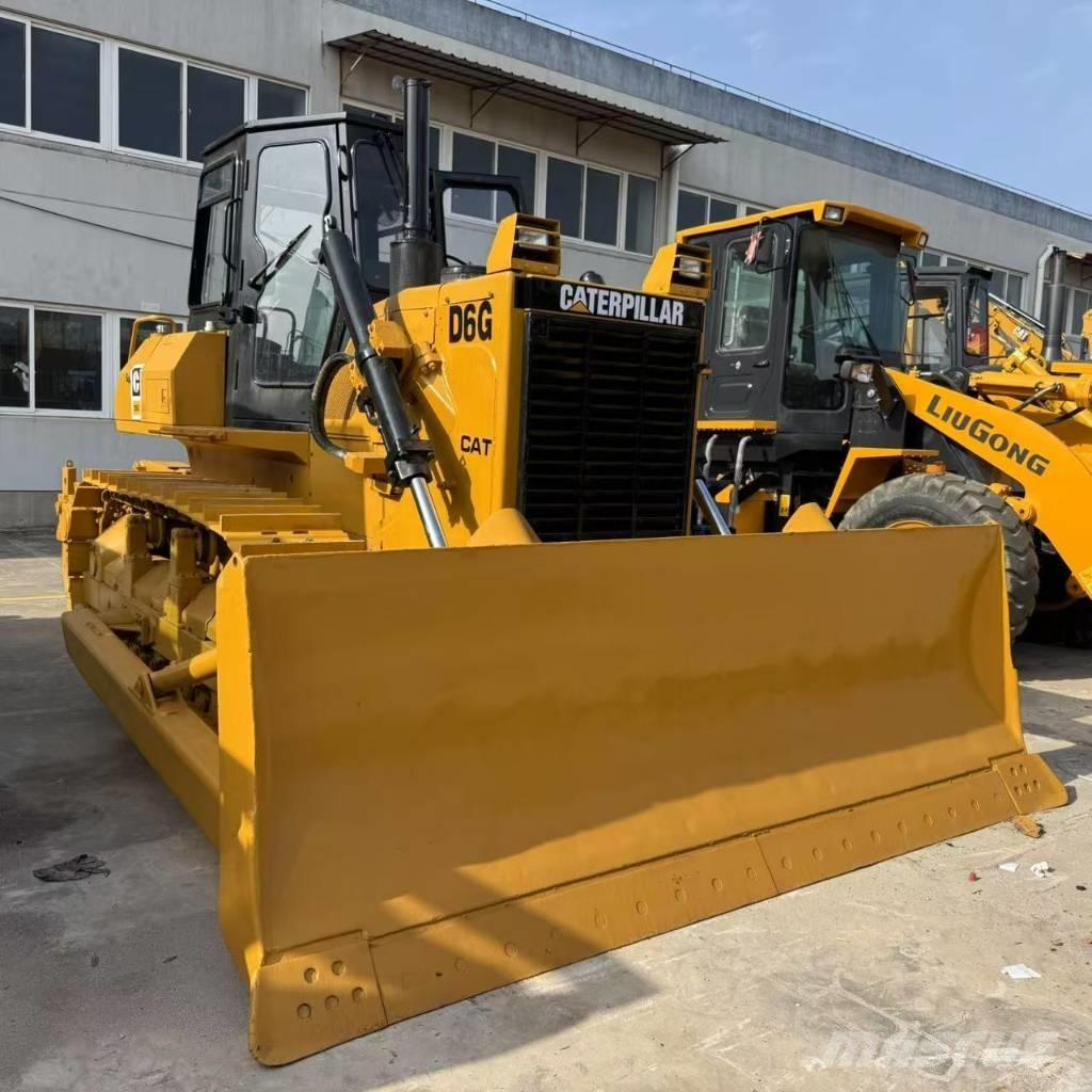 CAT D 6 G Buldozer sobre oruga