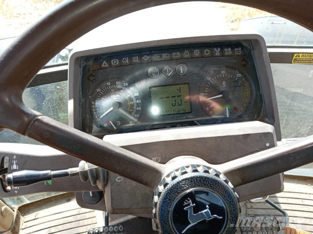 John Deere 6910 Tractores