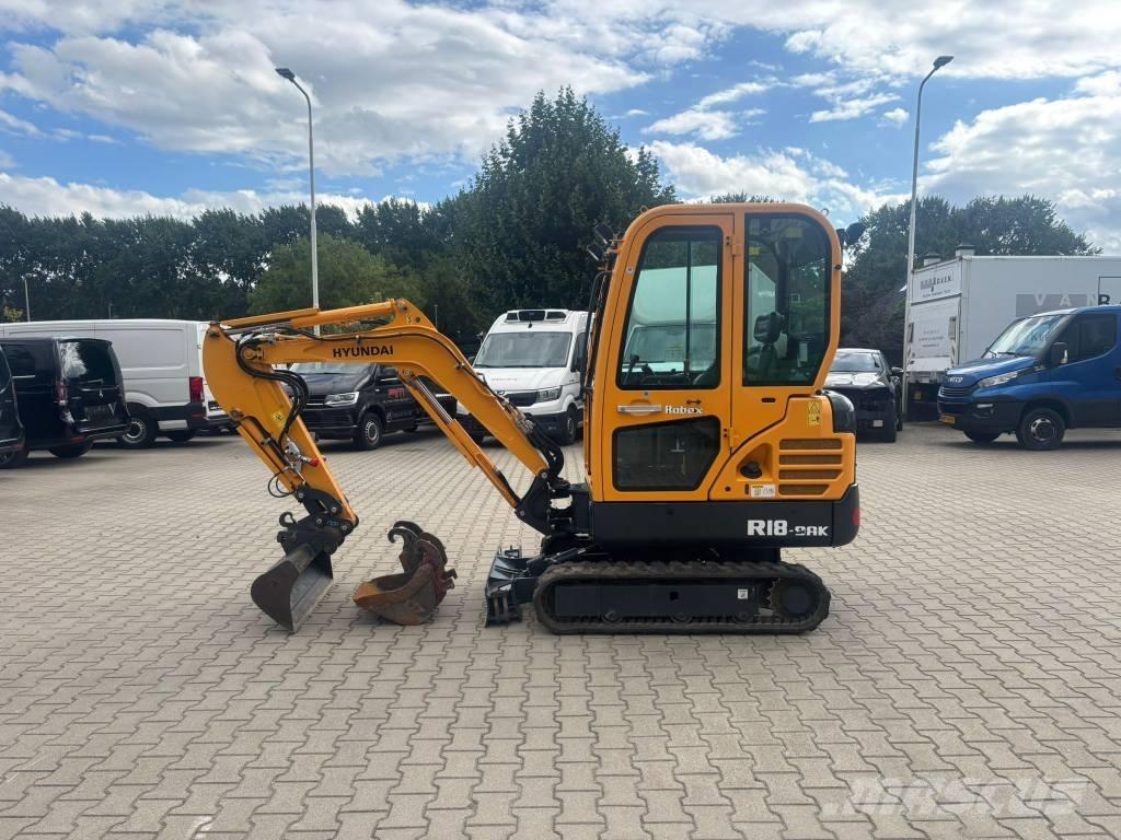 Hyundai Robex 18-9AK Mini excavadoras < 7t