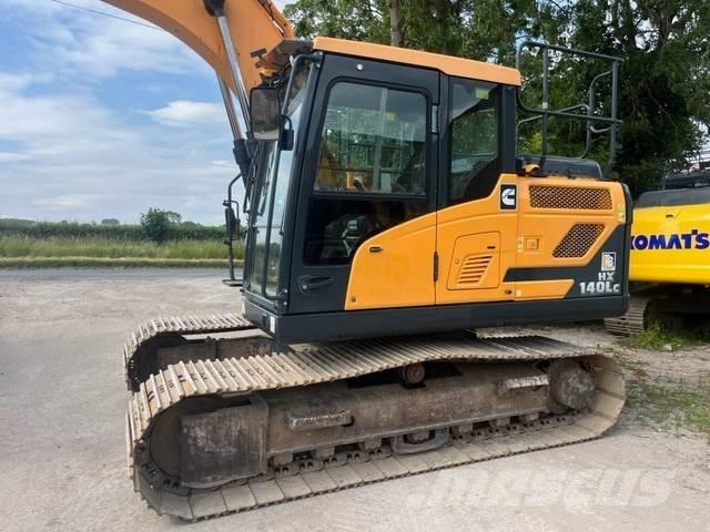 Hyundai HX 140 L Excavadoras de cadenas