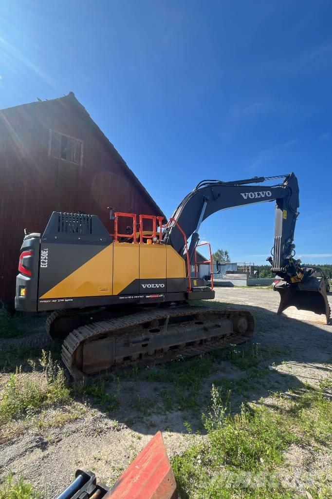 Volvo EC 250 EL Excavadoras de cadenas