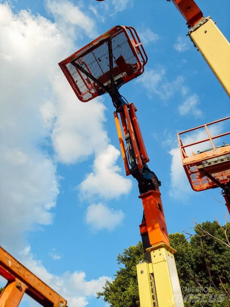 JLG E 300 AJP Plataforma de trabajo articulada