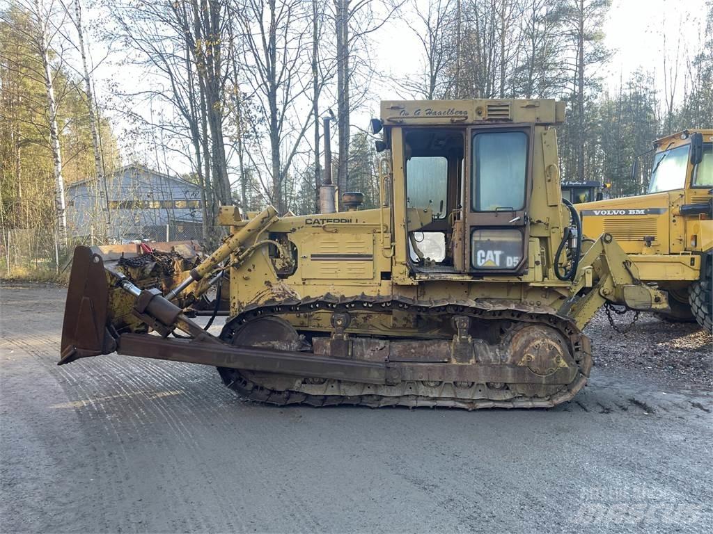 CAT D5B 44x890 Buldozer sobre oruga